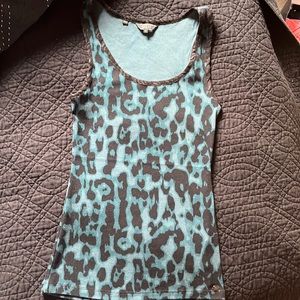 Guess tank